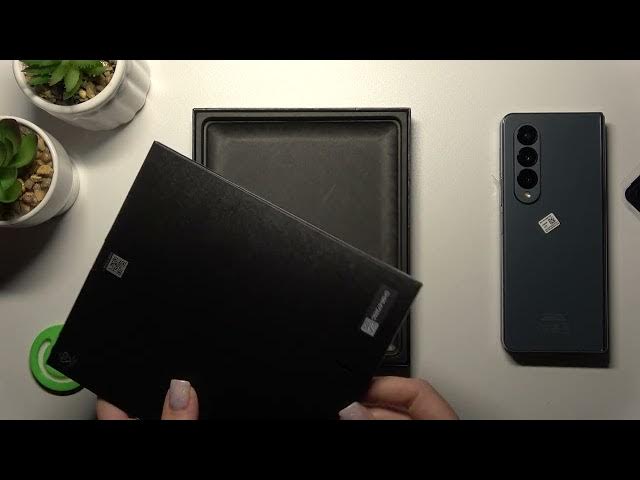 Video thumbnail for Does SAMSUNG Galaxy Z Fold 4 Come with USB Cable? – Box Additional Items