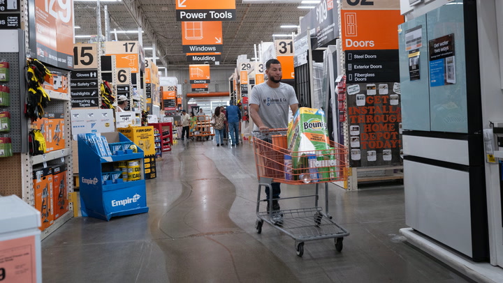 Video thumbnail for Americans Pull Back on Spending as Economic Pressures Mount