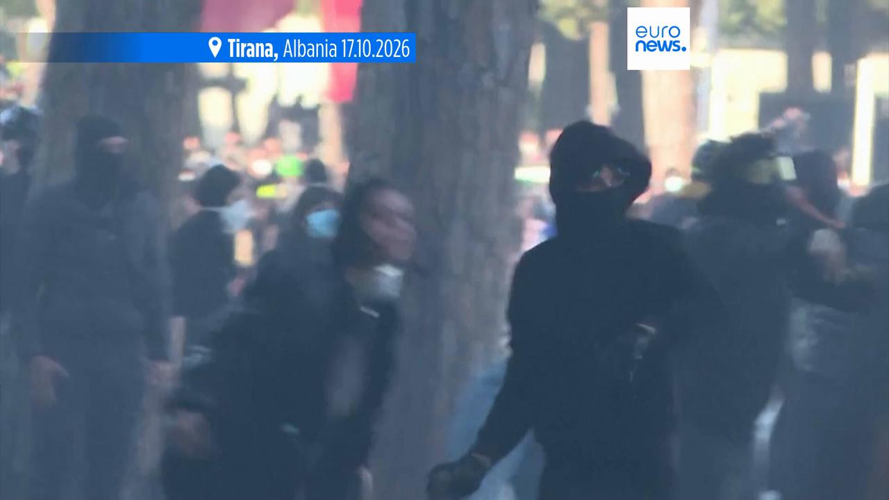 Video thumbnail for Albanian police fire rubber bullets and arrest hundreds as anti-government protests enter fifth day