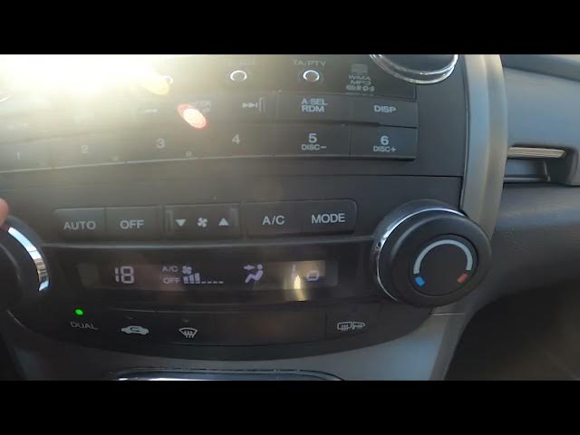 Video thumbnail for How to Synchronize Airflow in Honda CR-V III ( 2006 – 2012 ) - Sync Climate Control