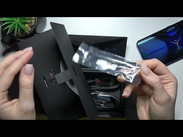 Video thumbnail for Are headphones included in the box set for Lenovo Legion Duel?