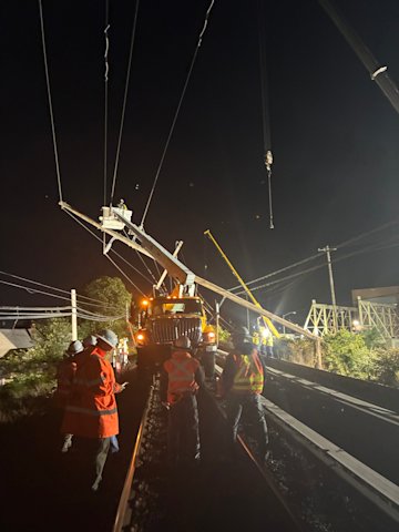 Video thumbnail for Service restored on LIRR after strong winds likely knocked down utility poles west of Bethpage