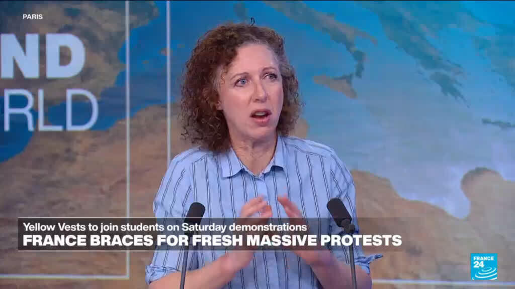 Video thumbnail for France braces for massive protests: Yellow Vests to join students on Saturday