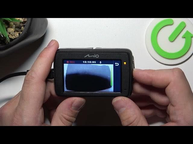 Video thumbnail for How To Enable Parking Mode On MIO MiVue 732