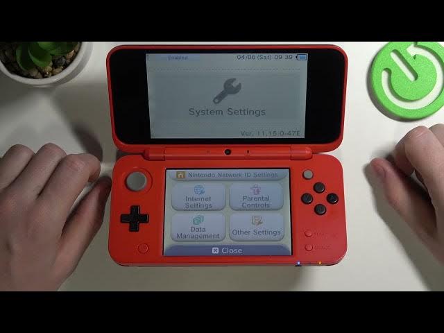 Video thumbnail for Nintendo 2DS XL - How To Change Date And Time
