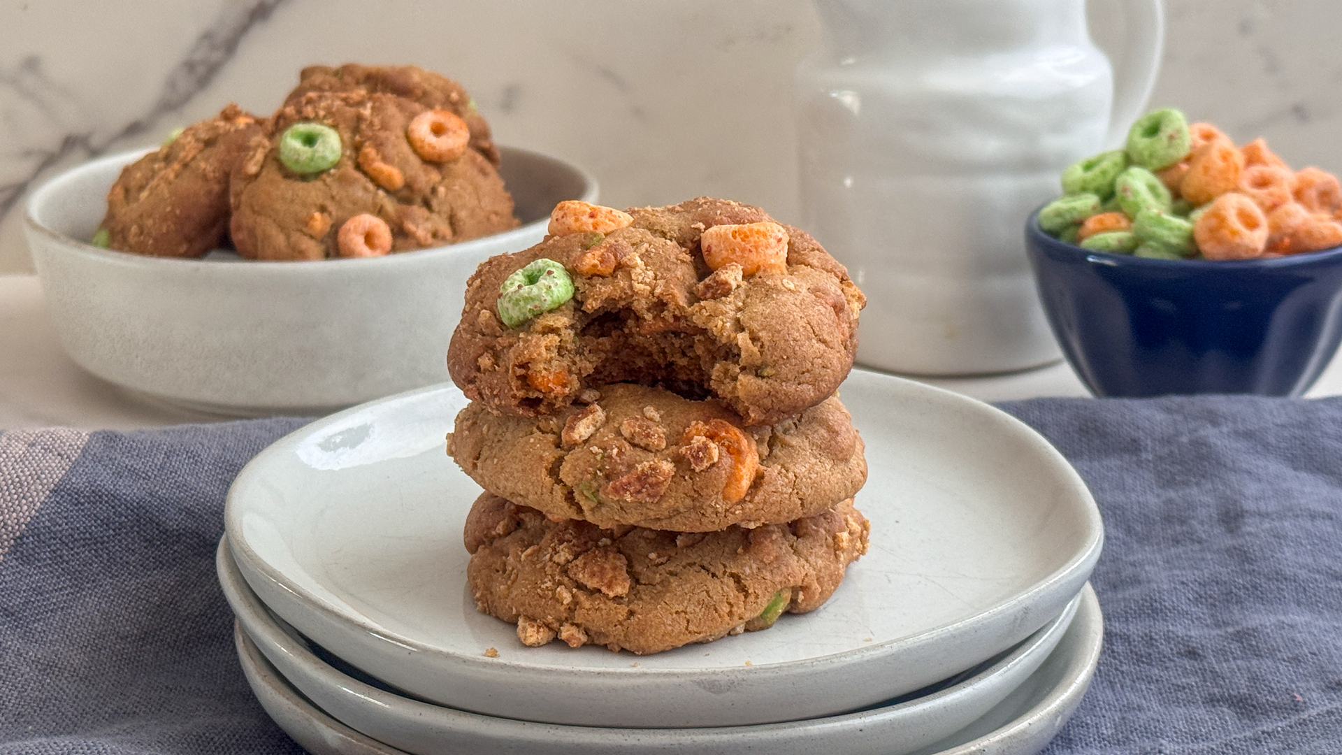 Video thumbnail for Apple Cinnamon Cereal Cookies Recipe