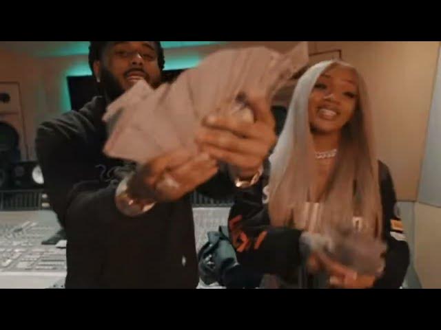 Video thumbnail for #GucciMane Claims #poohshiesty Is A Threat To His Life & Fears What He Can Do