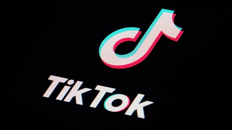 Video thumbnail for Gabon in talks with Meta and TikTok over social media ban