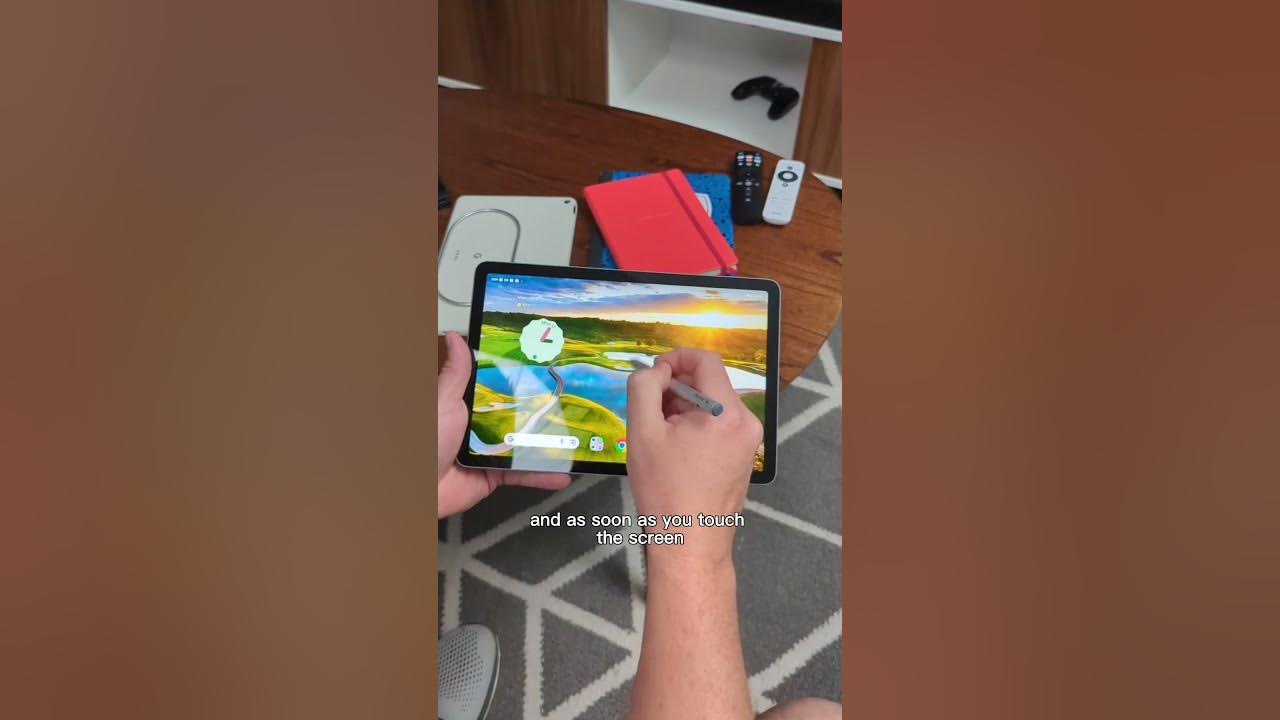 Video thumbnail for Enhance the Pixel Tablet with a pen! #shorts