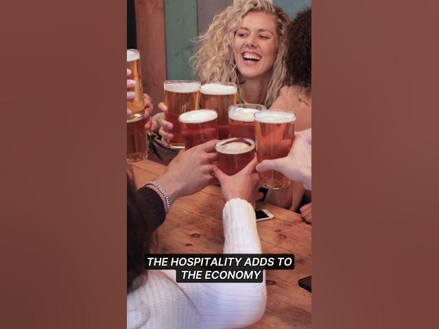 Video thumbnail for Are British pubs dying out? 🍺