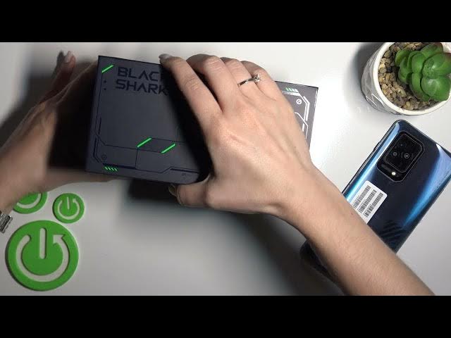 Video thumbnail for Does the XIAOMI Black Shark 5 Pro Come with a Charger? Let's Find Out!