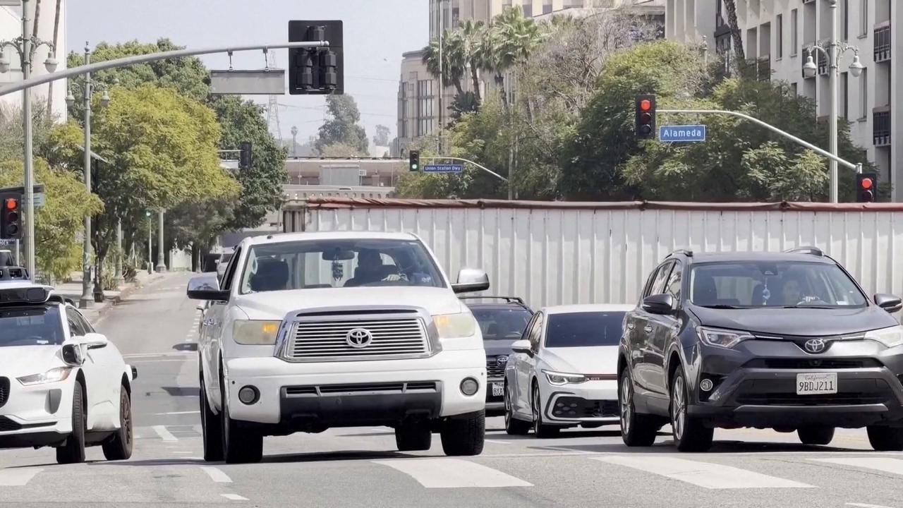 Video thumbnail for US: Residents voice frustration as costs climb amid Iran war.