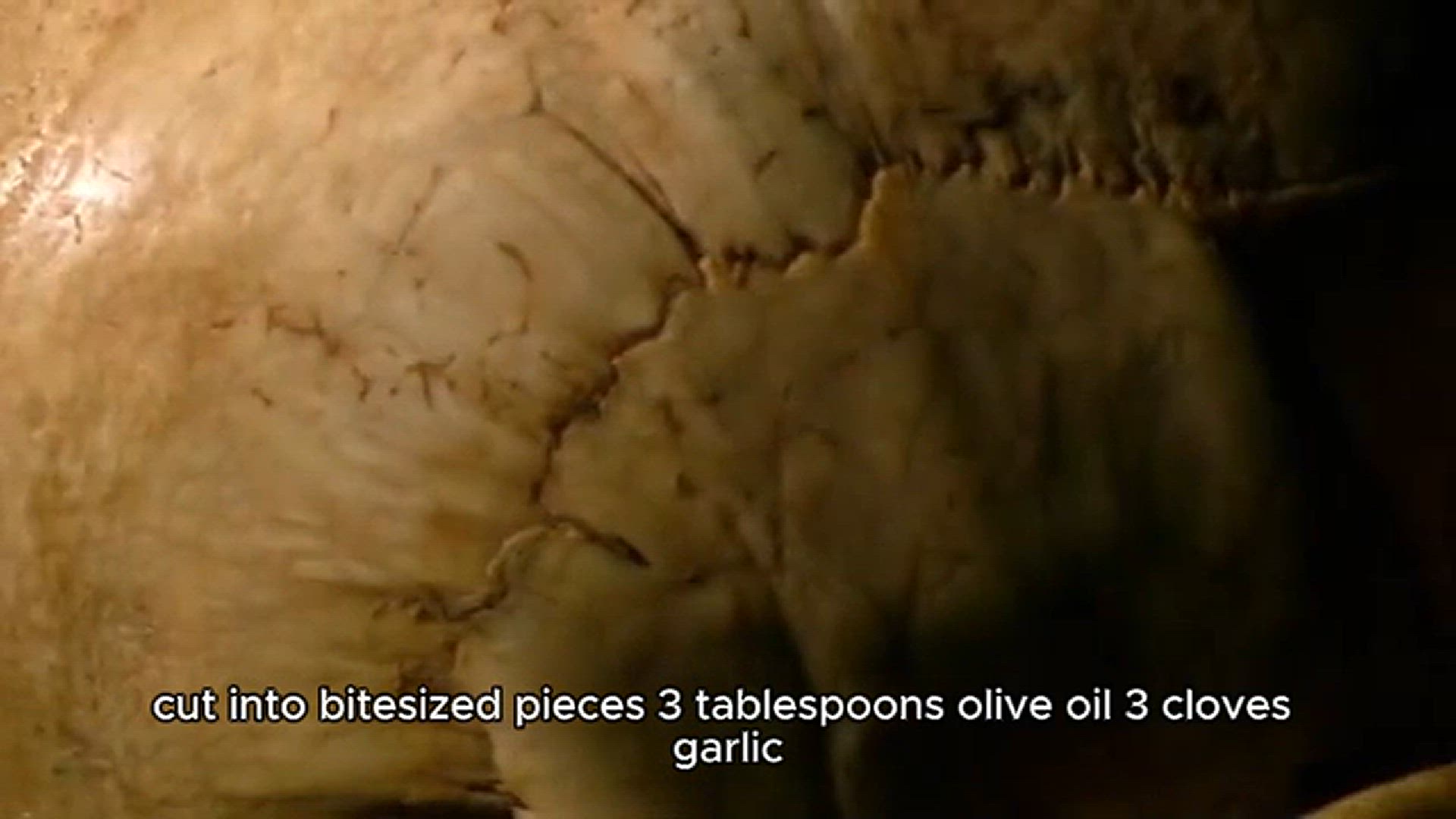 Video thumbnail for Garlic Parmesan Chicken Skewers