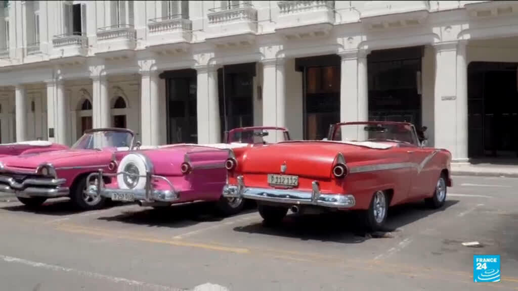 Video thumbnail for Cuba: No power, no fuel, no internet