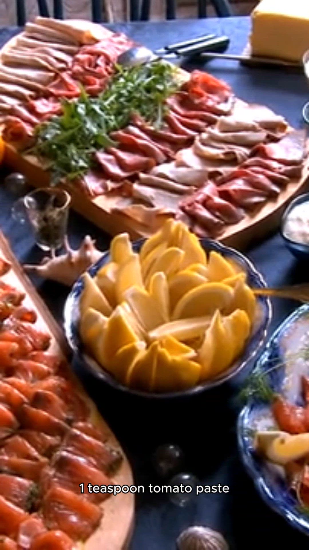 Video thumbnail for Turkish donner kebab recipe