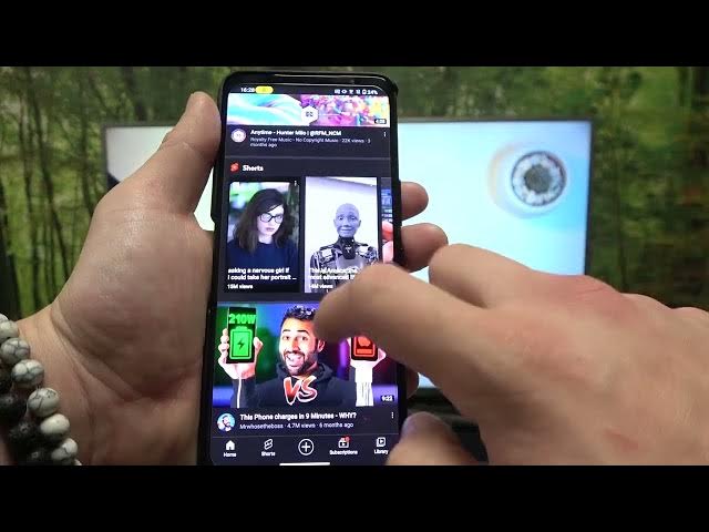 Video thumbnail for How to Cast Screen via YouTube in Asus ROG Phone 7 – Use Screen Cast Feature