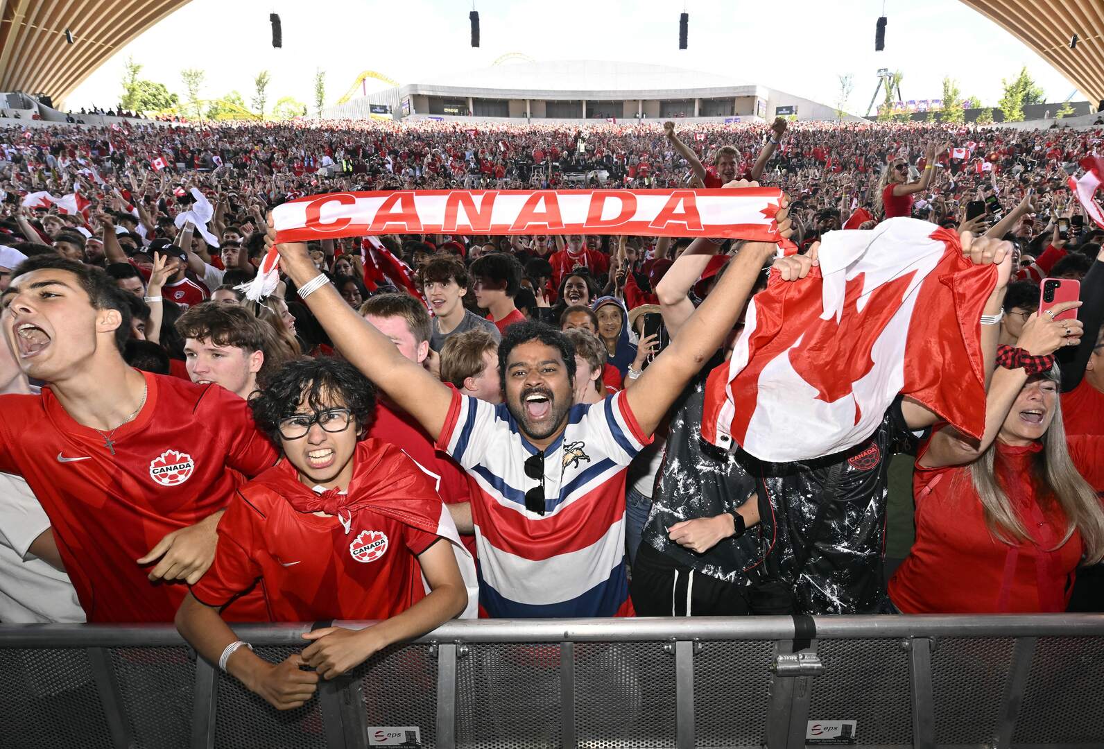 Video thumbnail for Late goal gives Canada first-ever World Cup knockout stage win