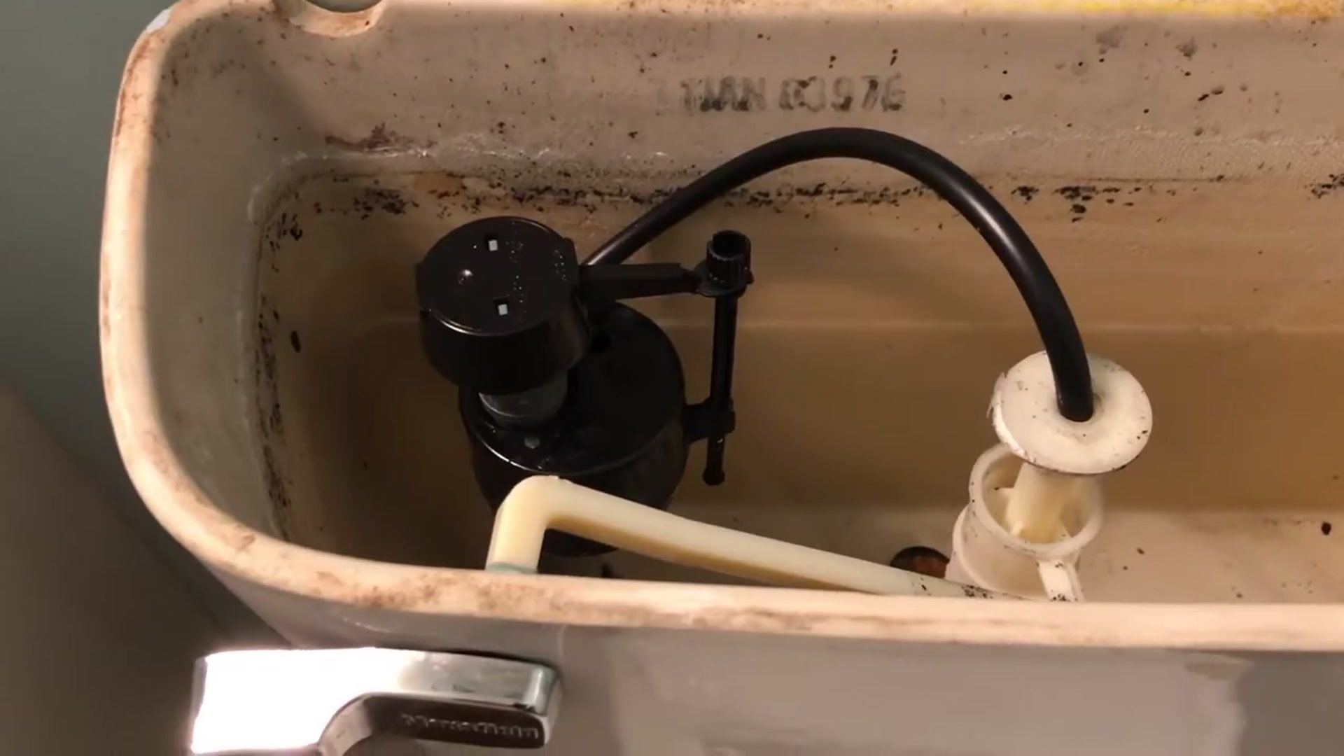 Video thumbnail for How to Fix a Weak or Slow Flushing Toilet. Easy and FREE_ Toilet Wont Fully Flush(720P_60FPS)