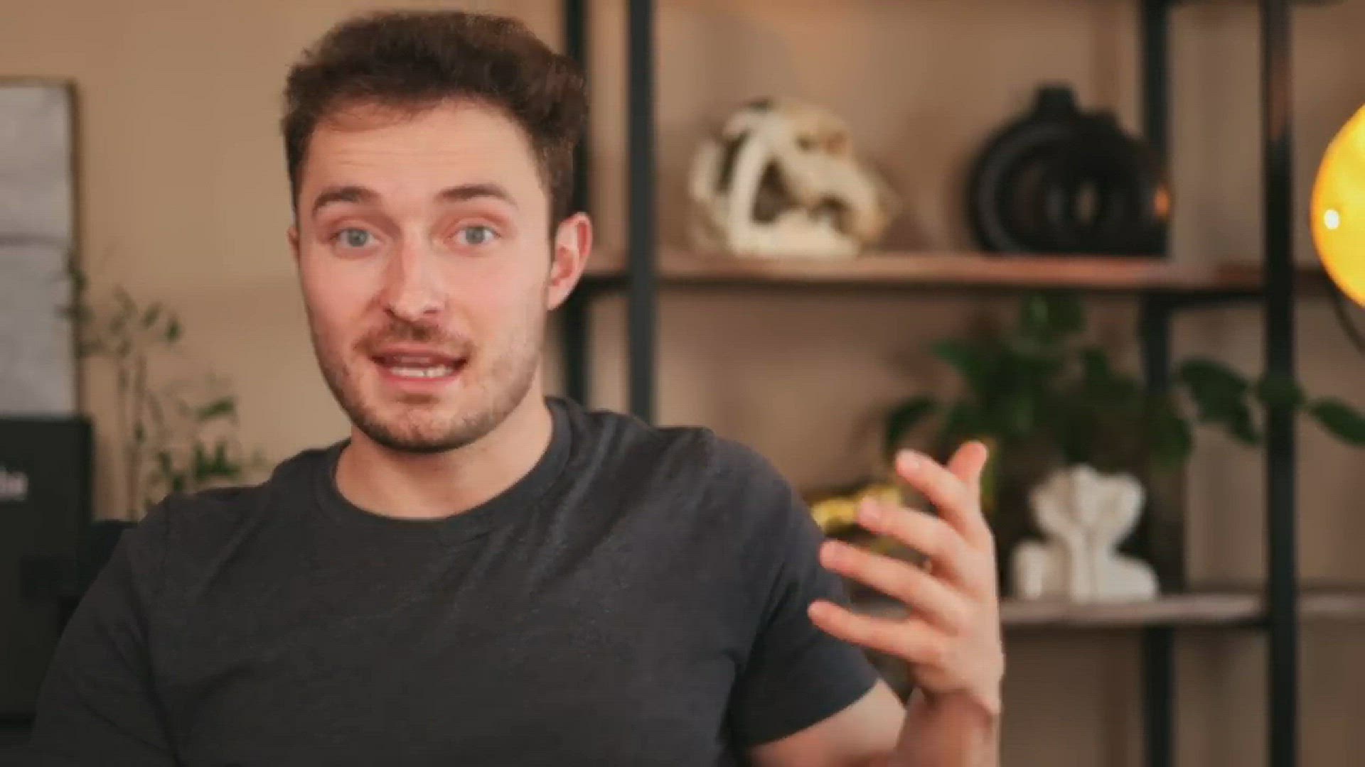 Video thumbnail for Make Easy AI T-Shirt Designs Using Midjoureny! ($907_Day)