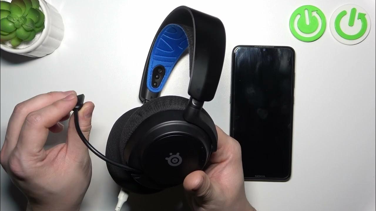 Video thumbnail for How To Extend & Hide Microphone In SteelSeries Arctis Nova 7P