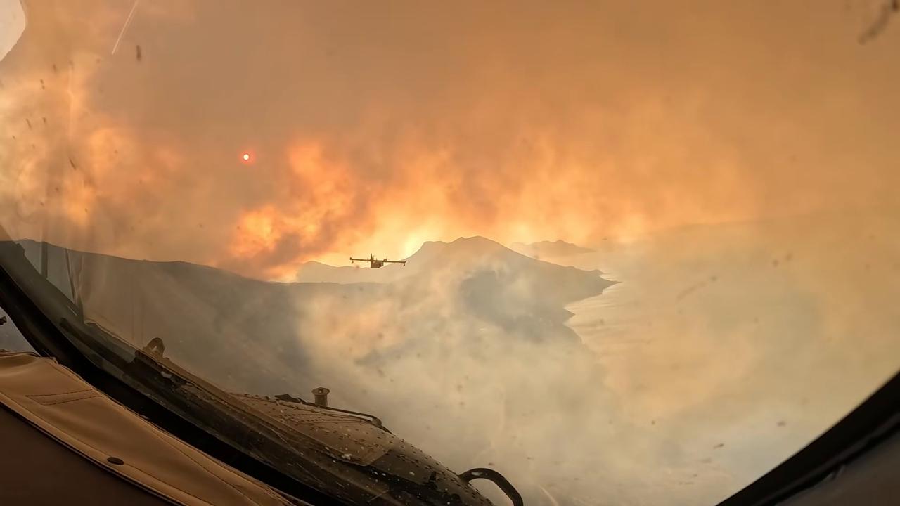 Video thumbnail for Croatia: Wildfires destroy homes as Croatia battles blazes across country (2).
