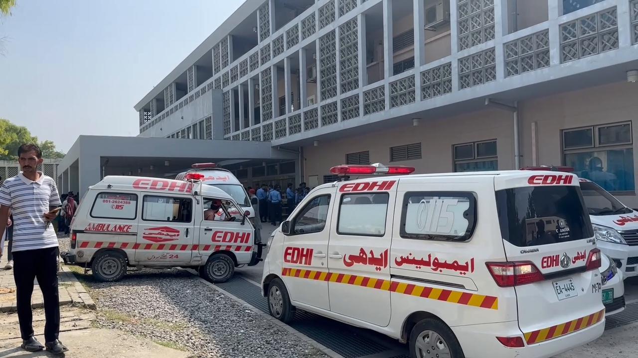 Video thumbnail for Pakistan: 14 newborns killed in fire at hospital in Pakistan’s capital.