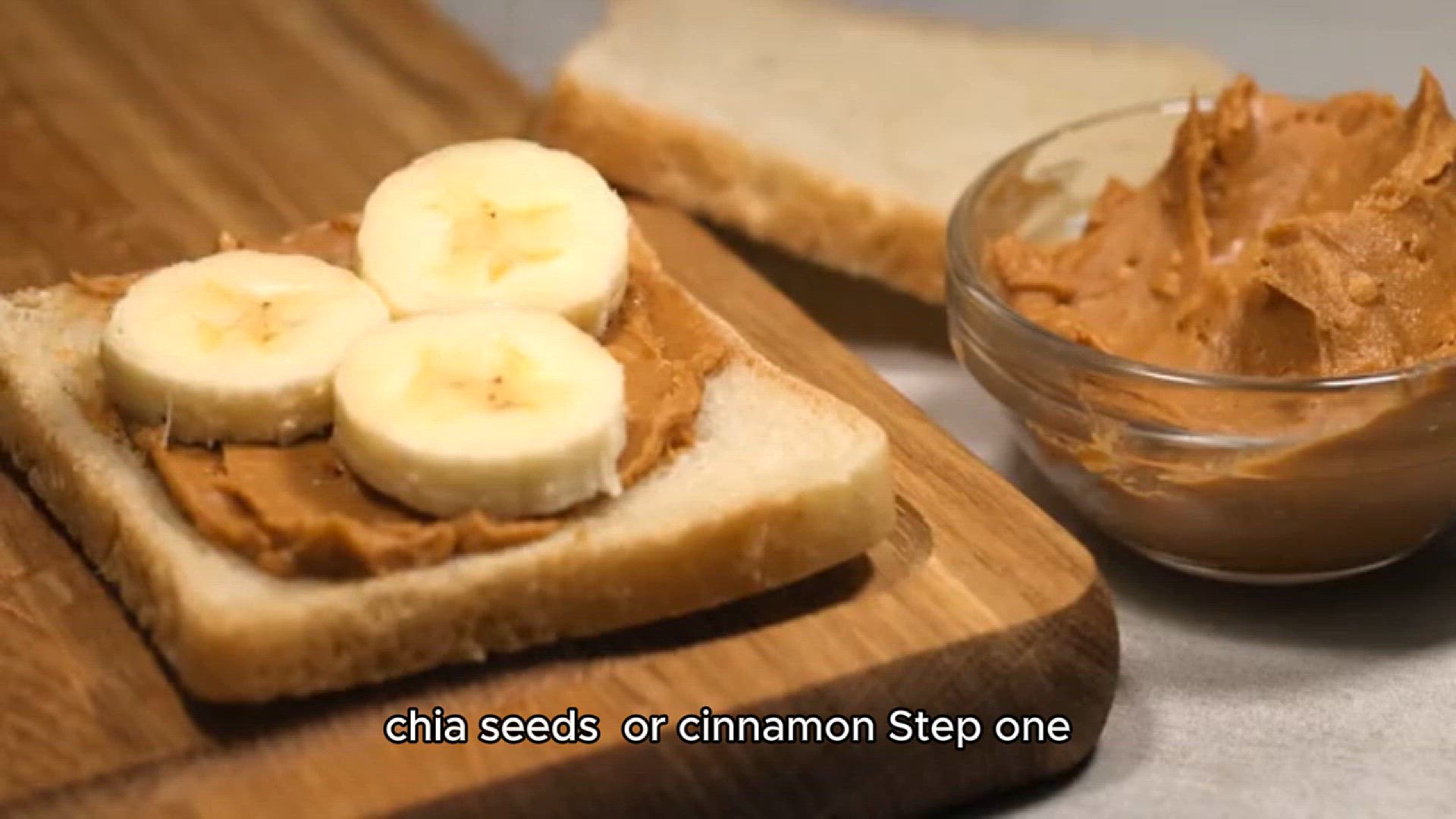 Video thumbnail for Peanut butter toast with banana recipe