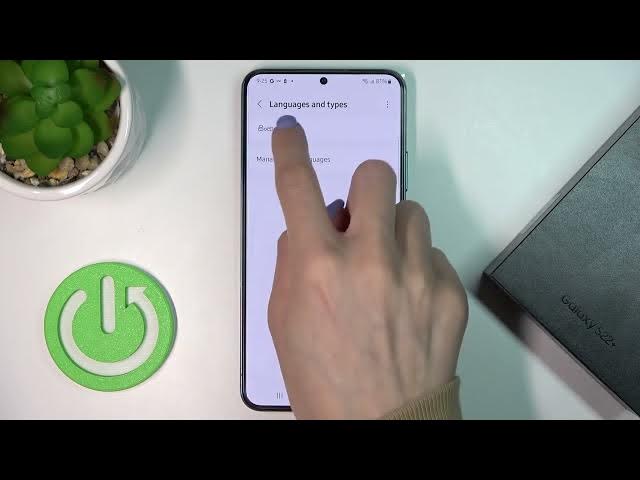 Video thumbnail for How to Change Keyboard Language on SAMSUNG Galaxy S22+ - Input Language