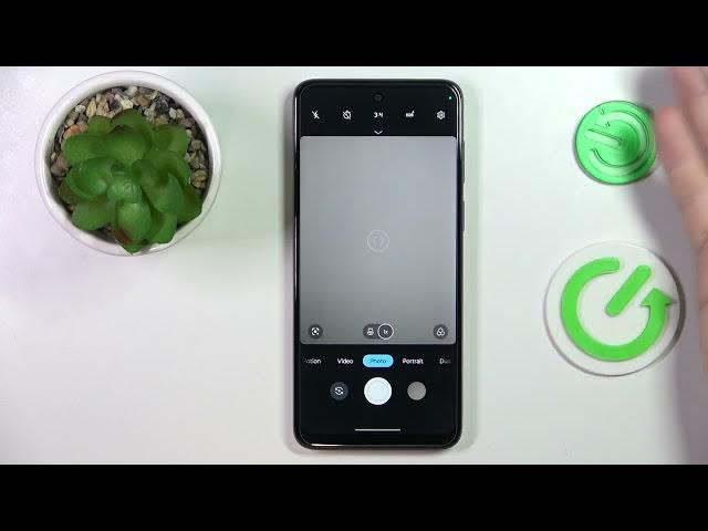 Video thumbnail for MOTOROLA Moto G53 - Maximum Camera Zoom Overview