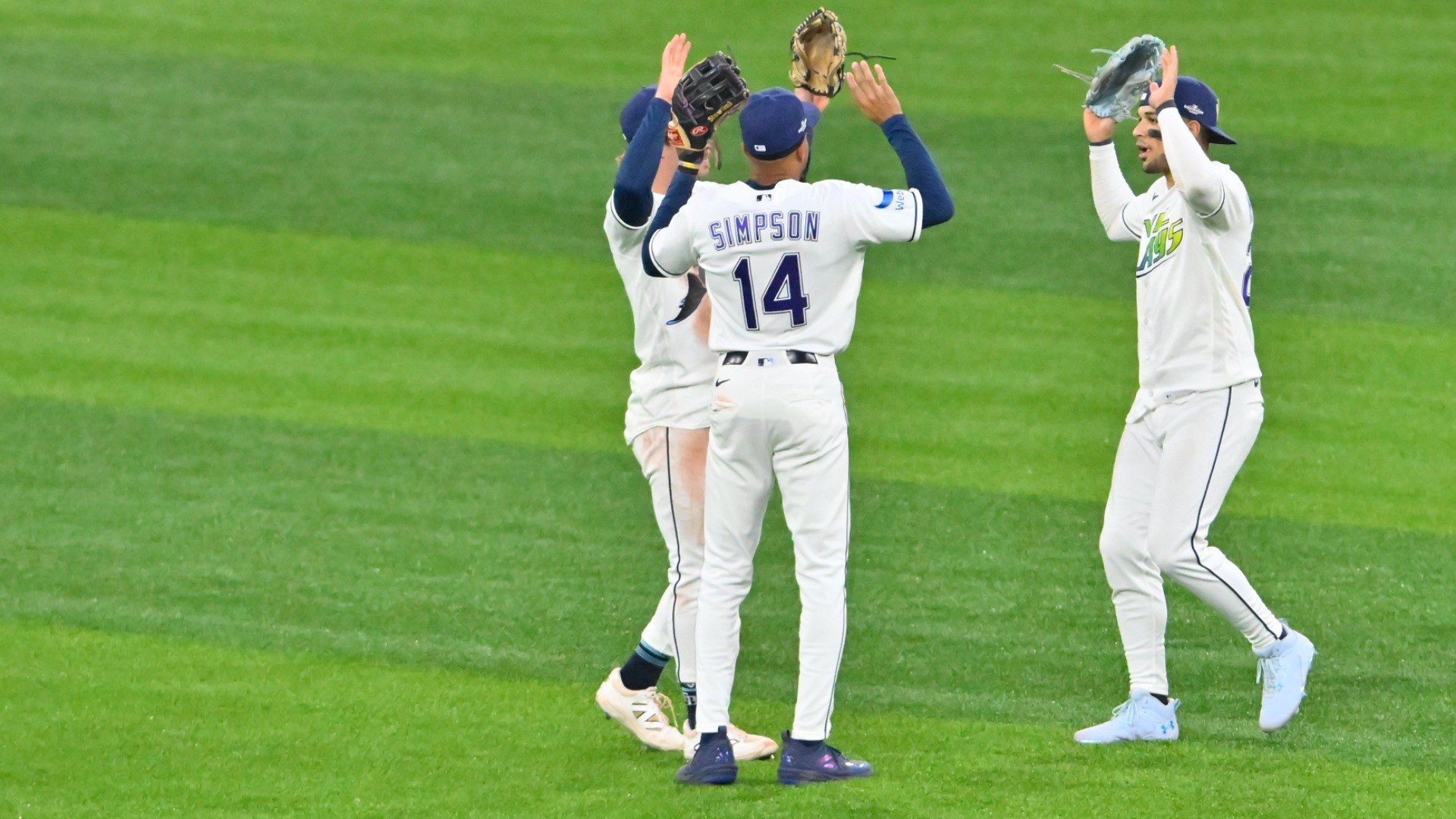 Video thumbnail for Tampa Bay Rays Beat Guardians 3-1, Even Playoff Series