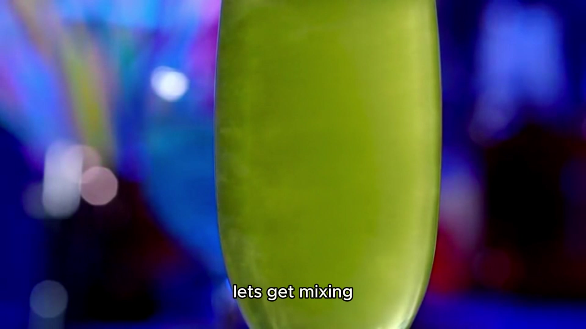 Video thumbnail for skinny margarita recipe