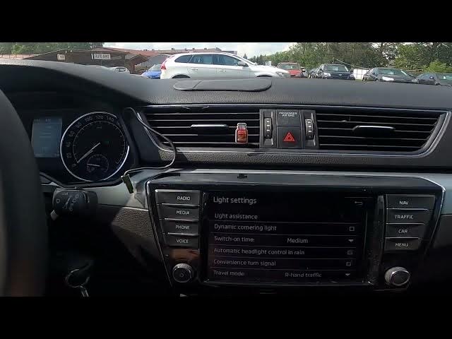 Video thumbnail for How to Enable or Disable Convenience Turn Signals in Skoda Superb III ( 2015 – Now )