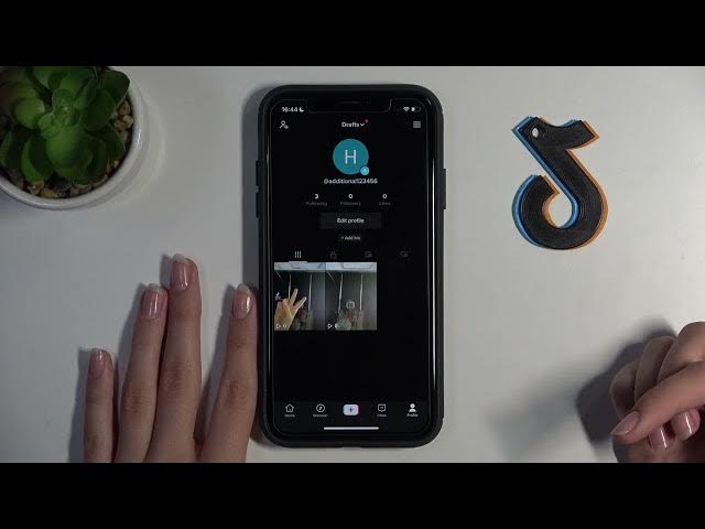Video thumbnail for How to Get Dark Mode on TikTok - Enable Dark Mode
