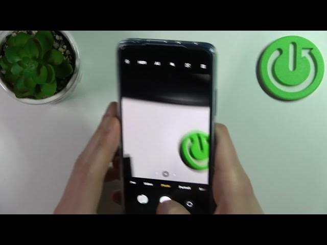 Video thumbnail for How to Enable Burst Shot Camera Mode on XIAOMI Poco X4 Pro