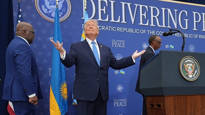 Video thumbnail for Trump praises leaders of Rwanda and DR Congo as they sign a peace deal