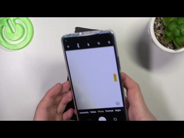 Video thumbnail for How to Make Macro Photos on POCO F5