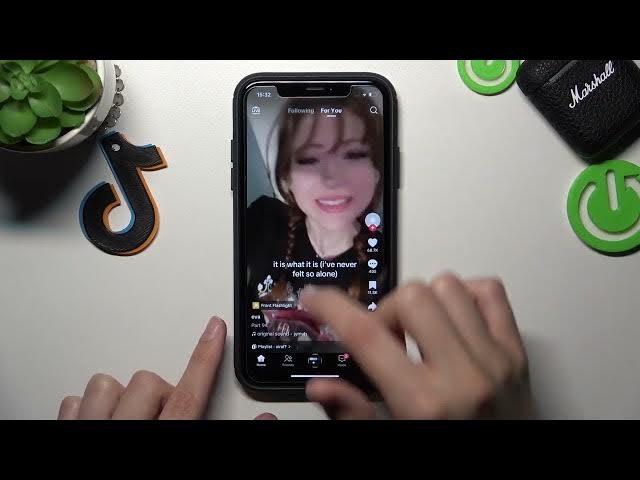 Video thumbnail for How to Use Lite Foundation Effect on TikTok Video