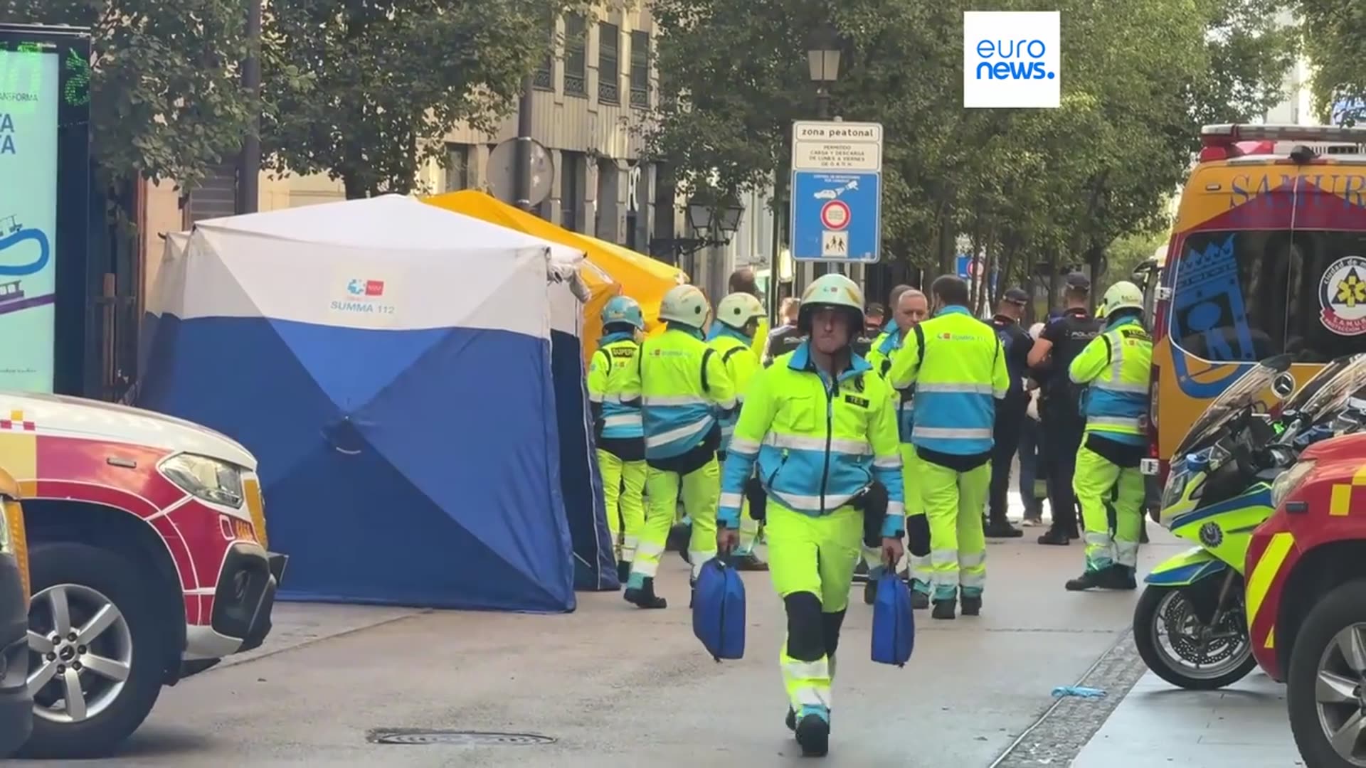 'Video thumbnail for Four dead after building under construction collapses in central Madrid'