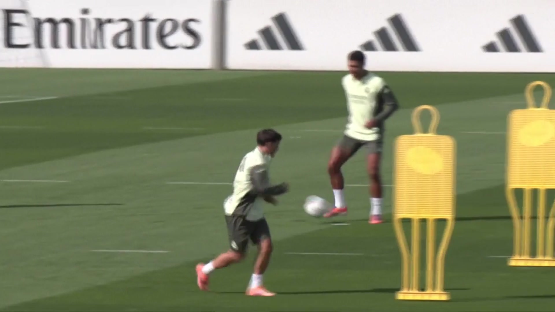 'Video thumbnail for Real Madrid prepare to face high-flying Villarreal in La Liga'