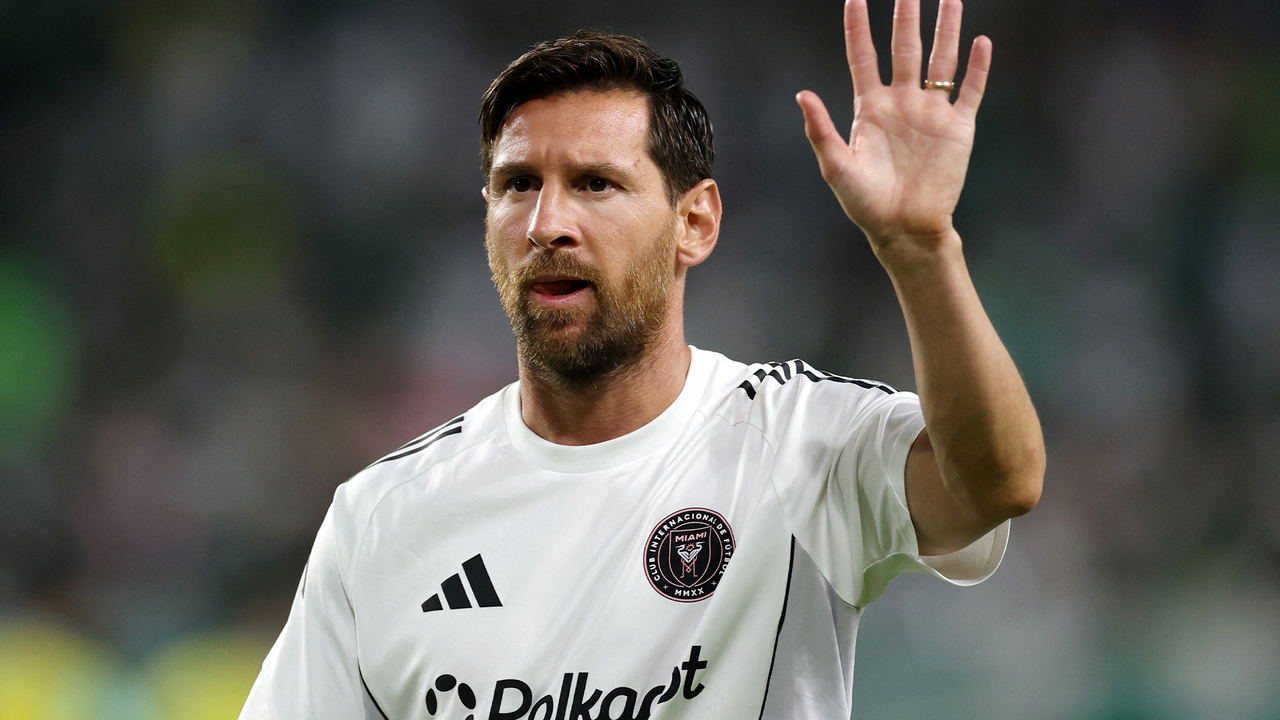 Video thumbnail for Are These Inter-League Tournaments Good for Growing Soccer in the US?