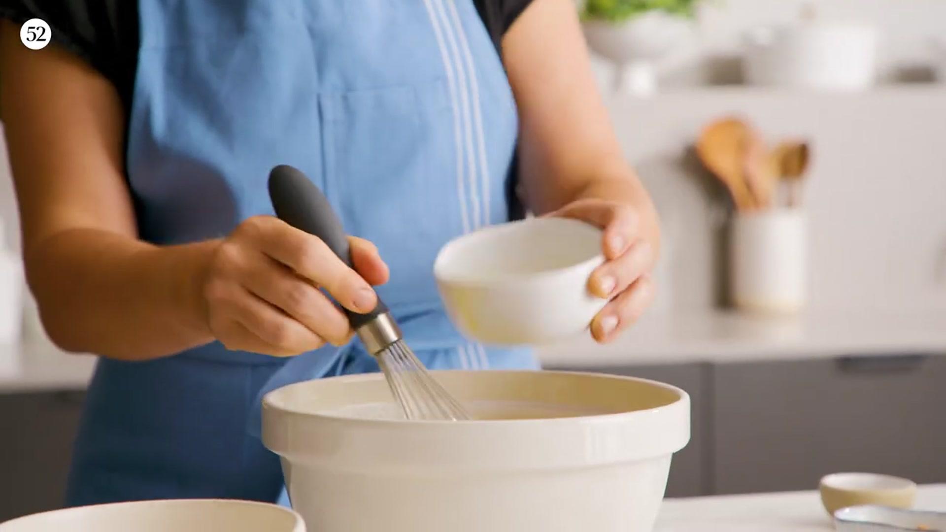 Video thumbnail for Yossy Arefi_s Powdered Donut Snacking Cake _ Recipe(720P_HD)