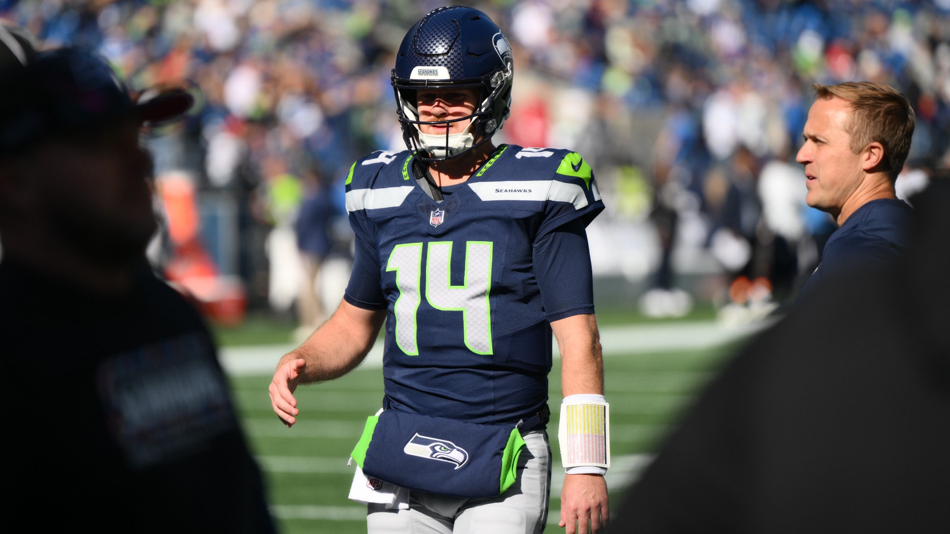 Video thumbnail for NFL Week 6 Betting Picks: Seahawks-Broncos, Bills-Raiders