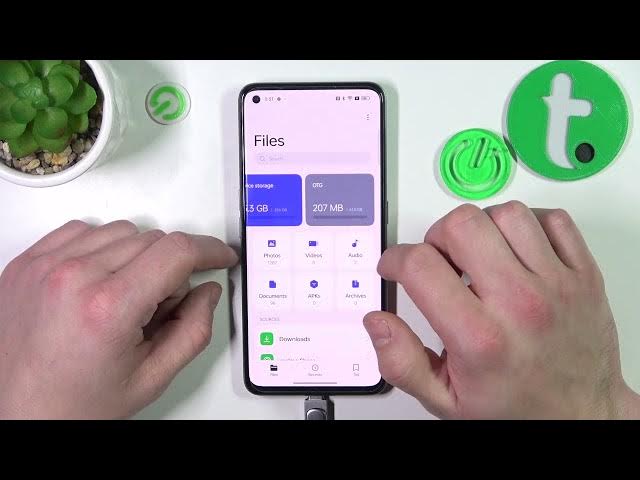 Video thumbnail for How to Connect Pendrive to Realme GT 2?