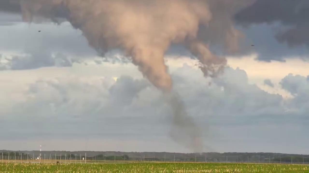 Video thumbnail for US: Severe Tornado Spins Across Indiana Farmland As Storm Cell Intensifies.