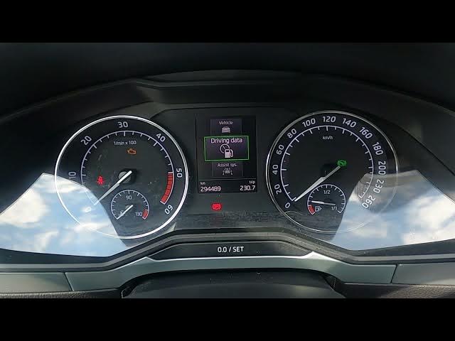 Video thumbnail for How to Check Actual Range of Your Skoda Superb III ( 2015 – Now ) | How Many Kilometers Until Refuel