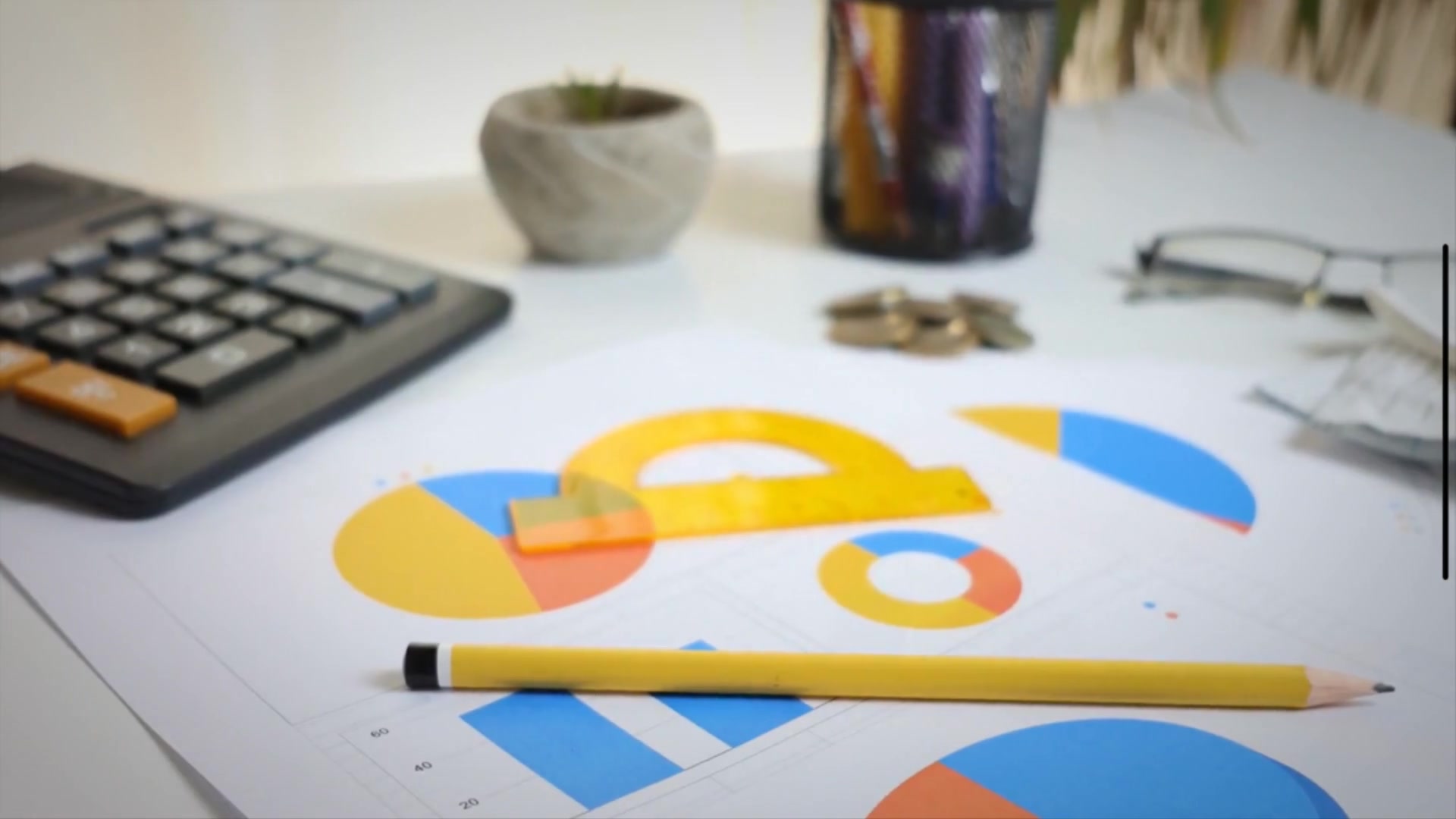 Video thumbnail for Comparing India's Old vs New Tax Regimes for FY 2025-26: Key Benefits and Deductions Explained