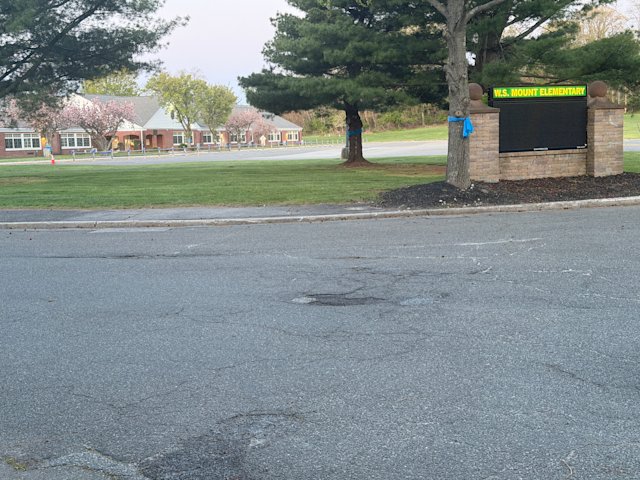 Video thumbnail for Police beef up security after threat made against an elementary school in the Three Village School District