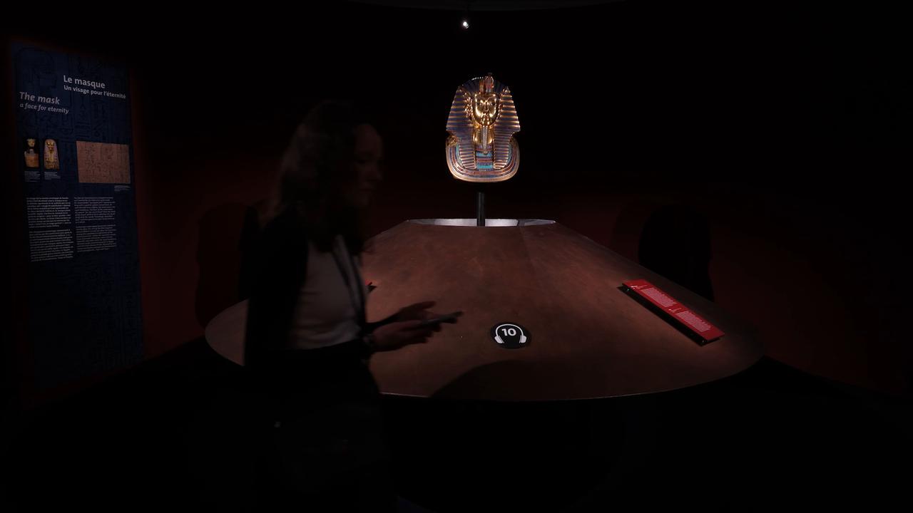 Video thumbnail for France: Immersive Tutankhamun replica exhibition opens press preview in Paris.