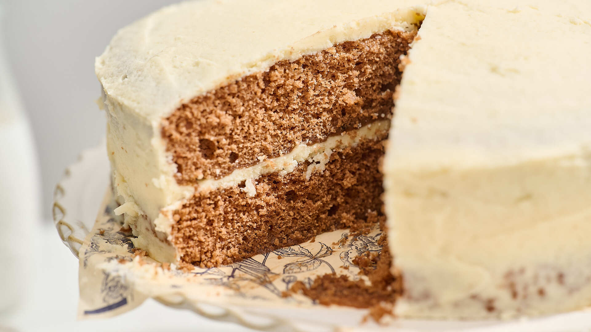 Video thumbnail for Rich, Old-Fashioned Mahogany Cake Recipe