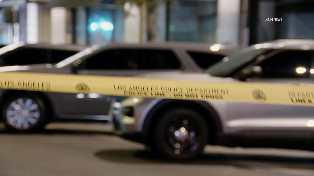 Video thumbnail for US, Los Angeles: Downtown LA SWAT Callout.